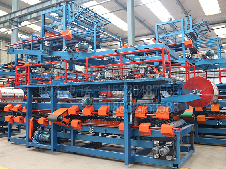 彩鋼巖棉保溫復合板設備