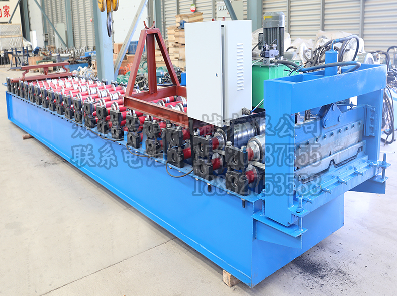 全自動角馳820壓瓦機