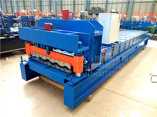 828型圓弧琉璃瓦壓