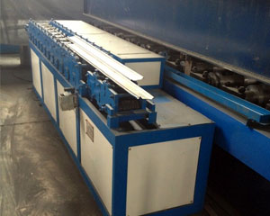 自動(dòng)卷簾門設(shè)備